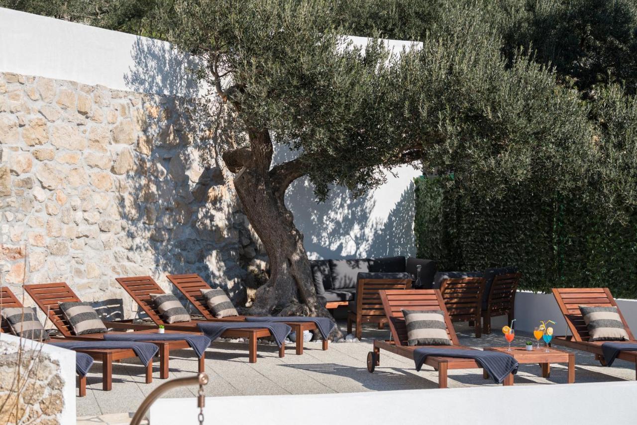 Villa Petra Apartment With Private Pool Makarska Dış mekan fotoğraf