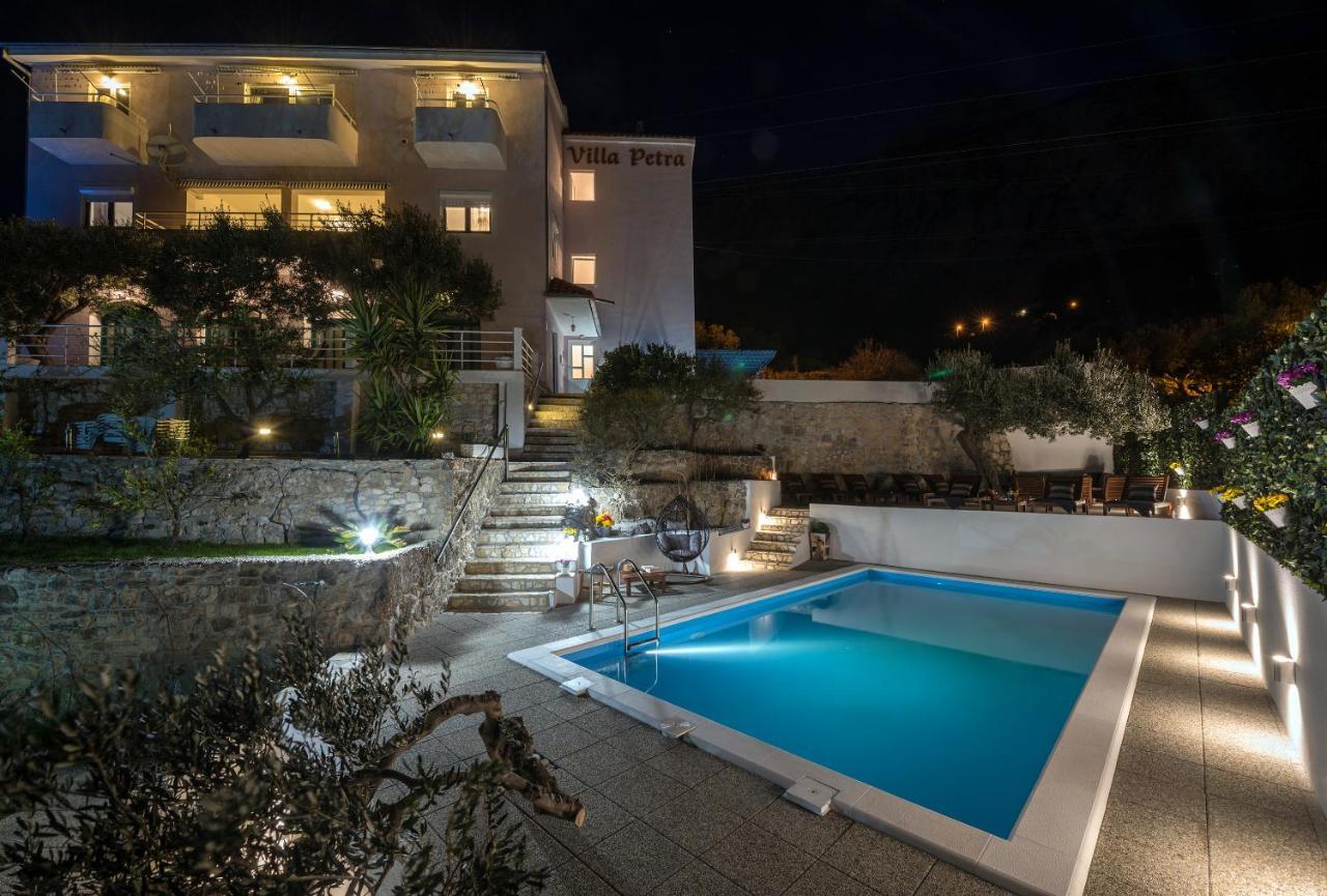 Villa Petra Apartment With Private Pool Makarska Dış mekan fotoğraf