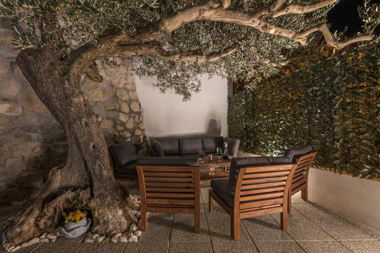 Villa Petra Apartment With Private Pool Makarska Dış mekan fotoğraf
