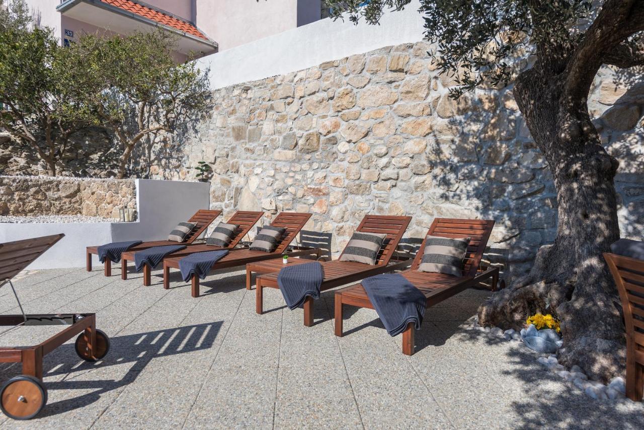 Villa Petra Apartment With Private Pool Makarska Dış mekan fotoğraf