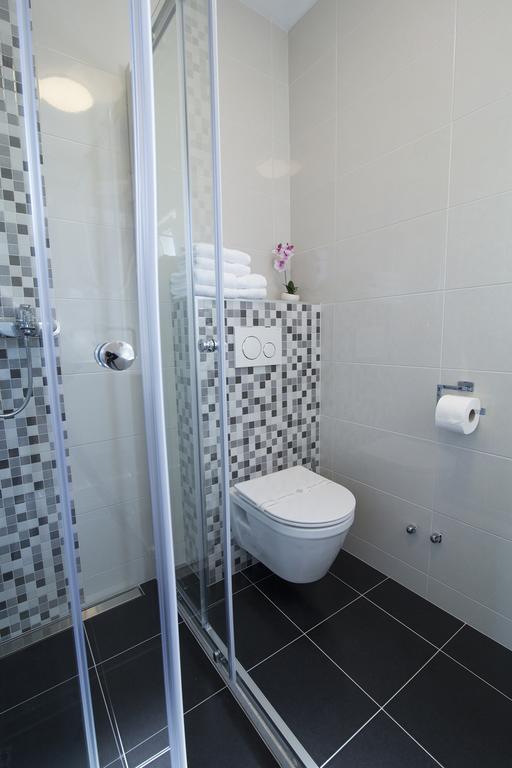 Villa Petra Apartment With Private Pool Makarska Dış mekan fotoğraf